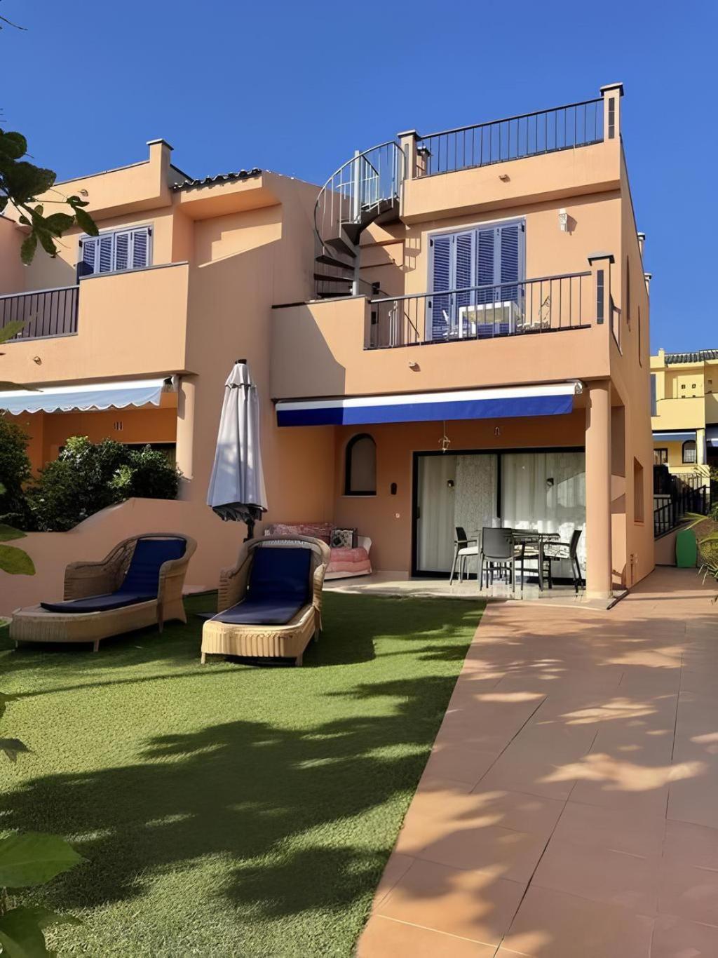 Bonita Villa Con Propio Entrada Y Con Piscina San Bartolomé Exteriör bild